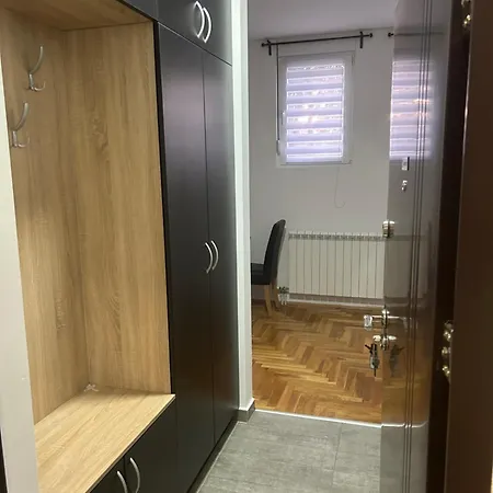 Altina Gottfried ベオグラード