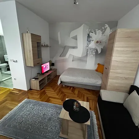 Altina Gottfried * Belgrad